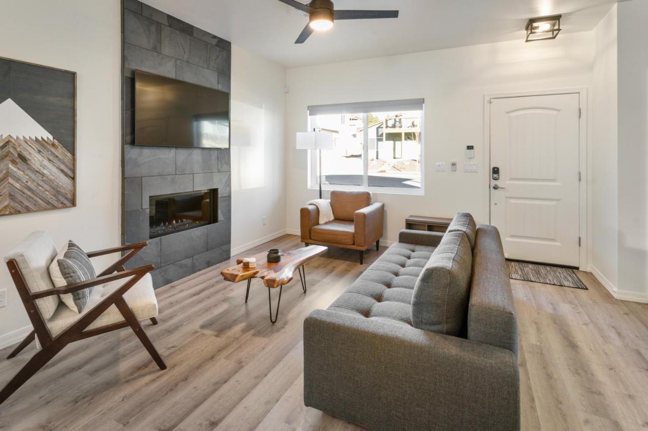 Flg Retreat - Modern Home With Mountain Views Flagstaff Esterno foto